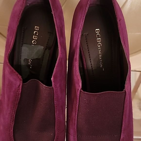 BCBG Priyah Burgundy Suede Booties - Picture 8 of 16